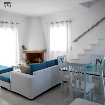 Oceana 6 Bed Luxury Beachfront In فيلة *