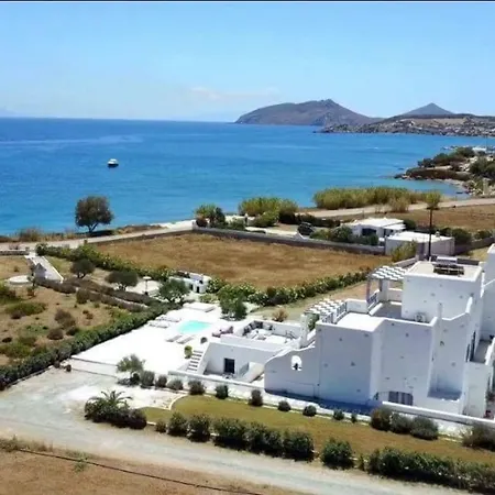 Oceana 6 Bed Luxury Beachfront In Páros