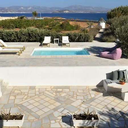 Oceana 6 Bed Luxury Beachfront In Páros